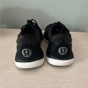 Lululemon Women’s Chargefeel Low Workout Shoe